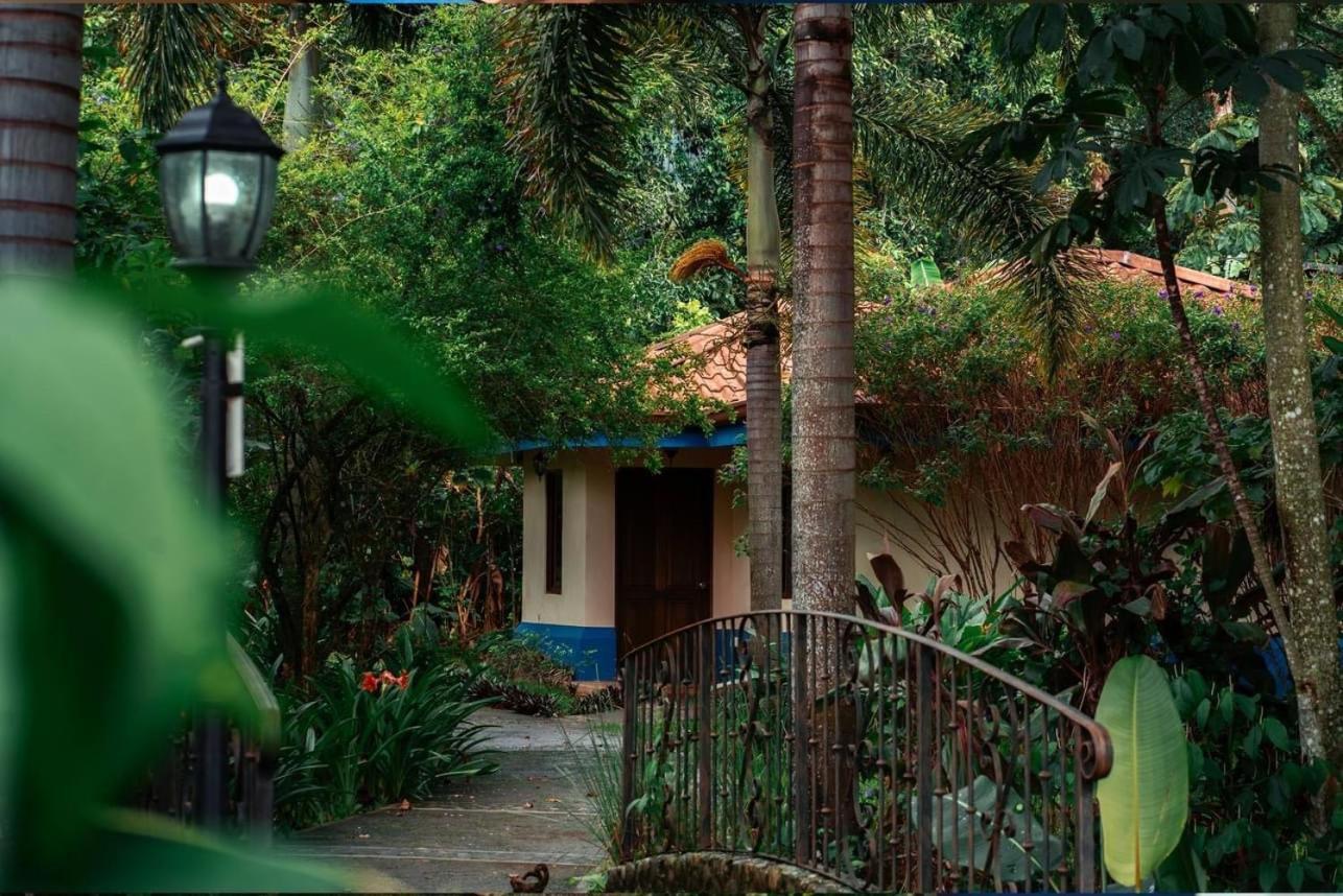 Hotel Boutique Casona Del Cafetal And Lakeside Restaurant Cachi Exterior photo